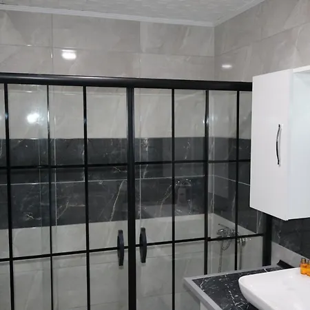 Hera House Apartment